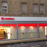 trabajo_rotulo-vodafone_2